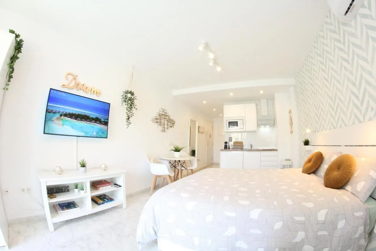 Apartamento Torremolinos - New Central Studio Plata With Balcony
