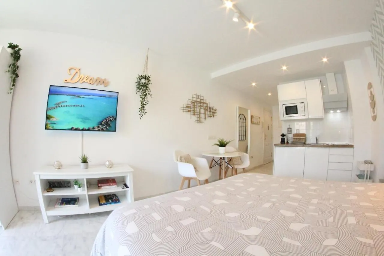 Apartamento Torremolinos - New Central Studio Plata With Balcony