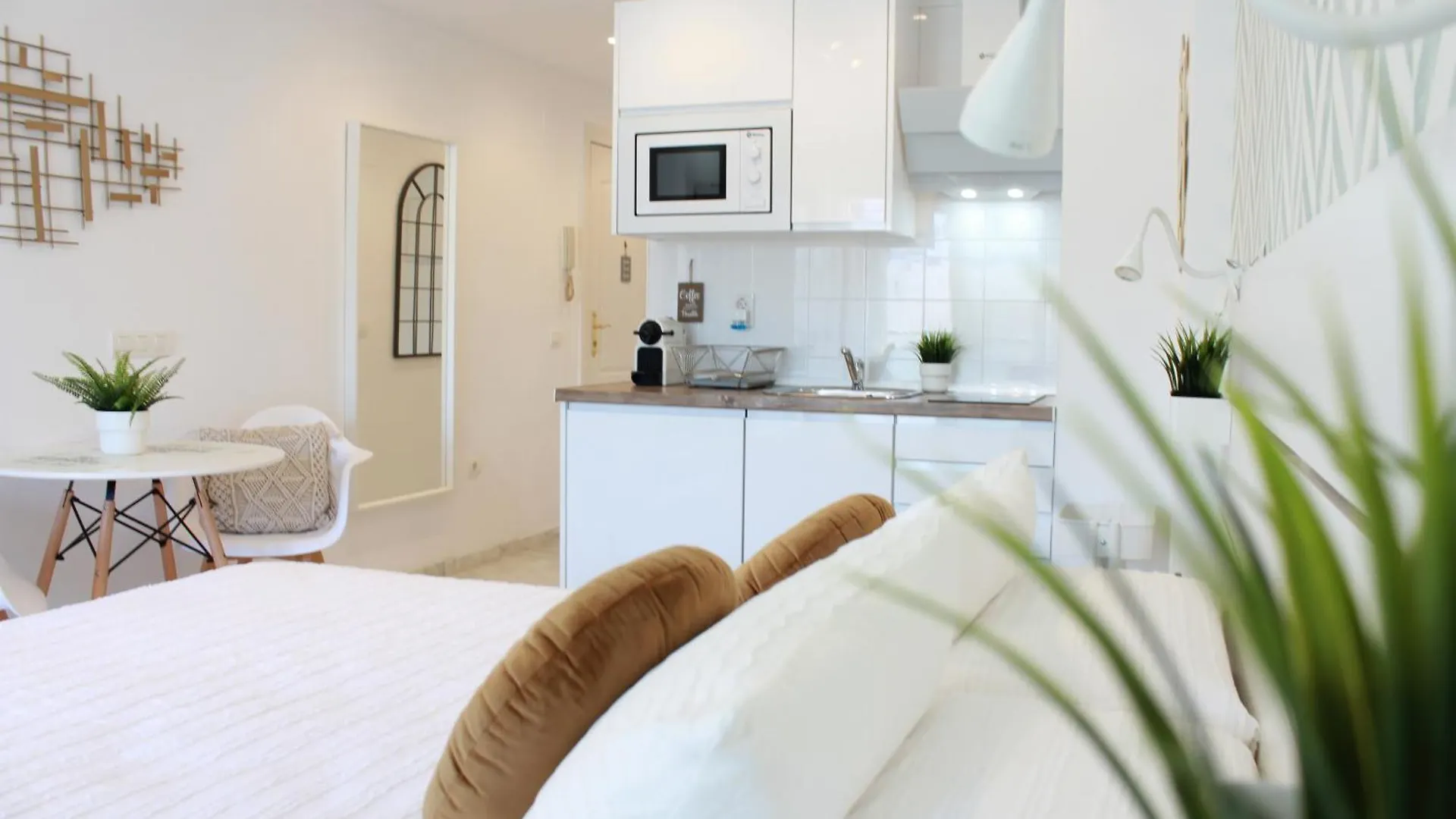 Apartamento Torremolinos - New Central Studio Plata With Balcony